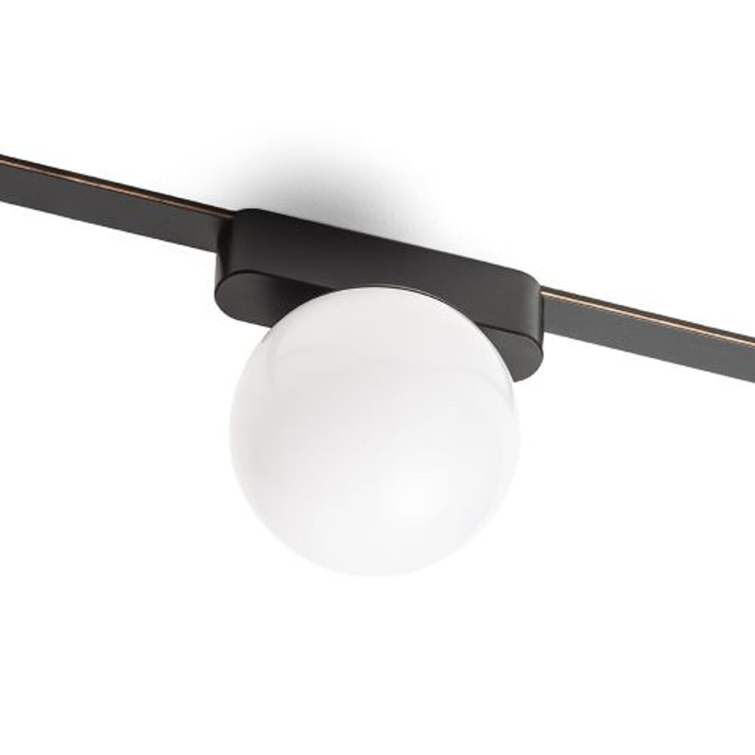 LED kattovalaisin kaukosäätimellä